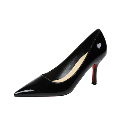 穿上炒鸡显脚小的加宽高跟鞋！