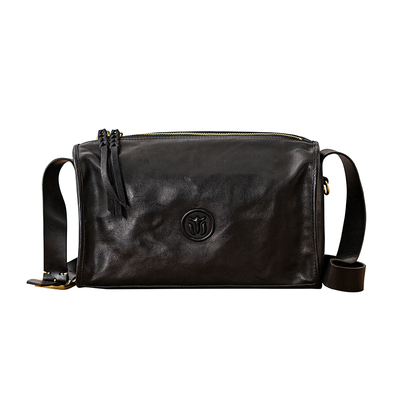 后步男真皮休闲通勤斜挎包大容量