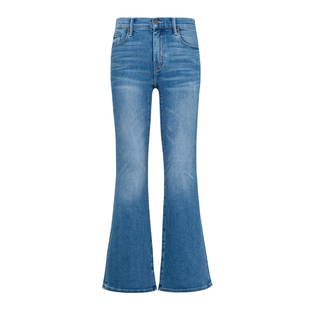 CASUAL STROLL 水洗浅蓝色修身百搭微喇牛仔裤 S005