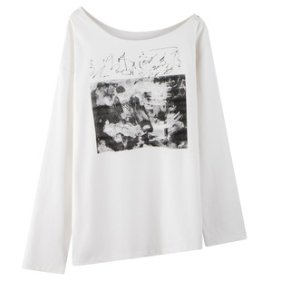十一石 松弛满分！设计感印花斜肩长袖T恤女小个子宽松露肩上衣ll