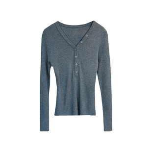 纸片人~！V领羊毛内搭打底衫女2026新款春季薄款纯色修身外穿上衣