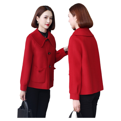 高端娃娃领短款双面绒牛角扣