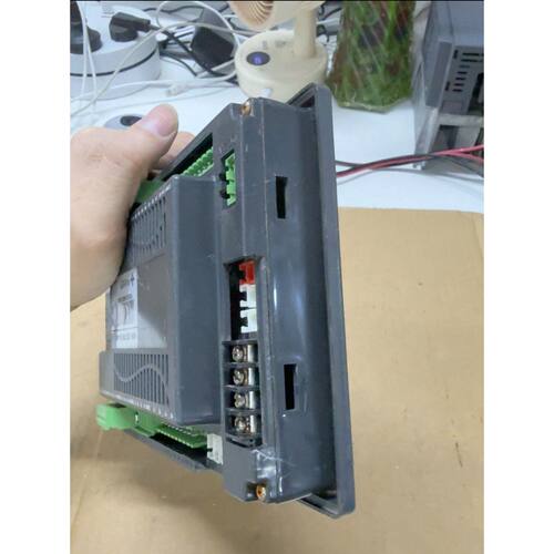 非标价中达优控触摸屏40MR12MT700ESA485议价