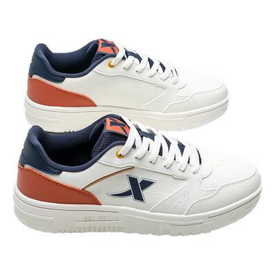 特步男鞋官方正品春季新款皮面防水鞋子低帮休闲鞋百搭潮流男板鞋