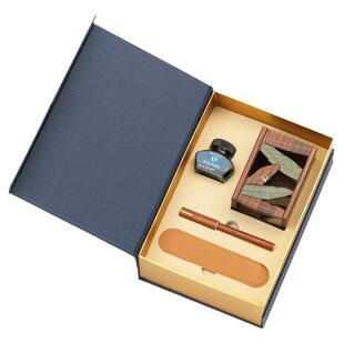 送老师的礼物送女生生日礼物小纪念品故宫风文创笔筒实用商务礼品