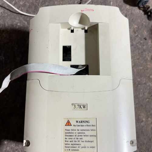 溢价-RIBO变频器 RB2100-3004GB