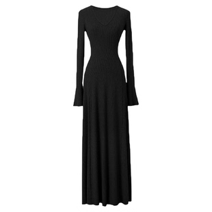 黑色长裙大衣内搭连衣裙女秋冬季打底a字针织轻奢小众不撞款裙子