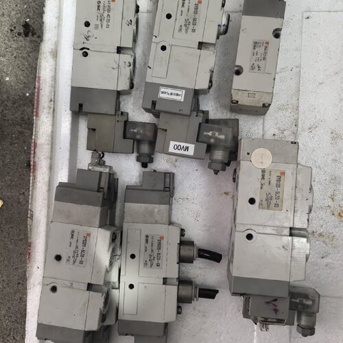 要询价---1.SY91205LZD033只110元只维修001