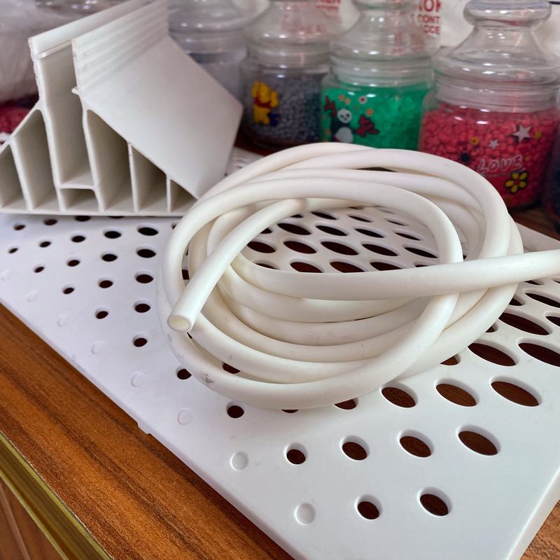 pvc颗粒 注塑胶粒 本白色PVC NP电线电缆