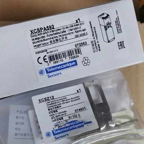 议价XCSPA591/XCSPA592/XCSPA792施耐德安全开关全新原装正品