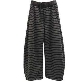 欧货高端2025冬加绒加厚条纹弯刀阔腿裤女宽松显瘦休闲长裤卫裤潮