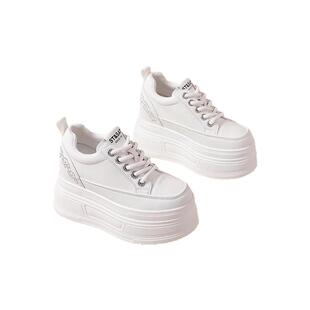 星期六小白鞋女百搭小个子2025春新款松糕板鞋8cm厚底内增高女鞋