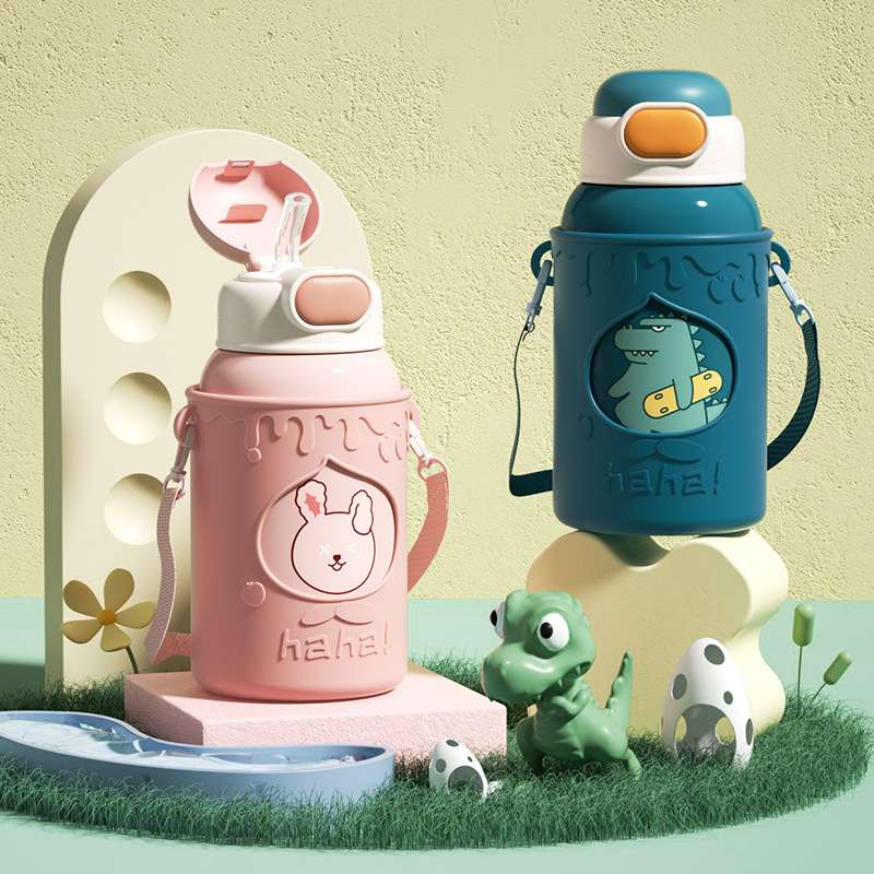 智能儿童保温杯带吸管高颜值水壶316不锈钢便携男学生水杯子批发