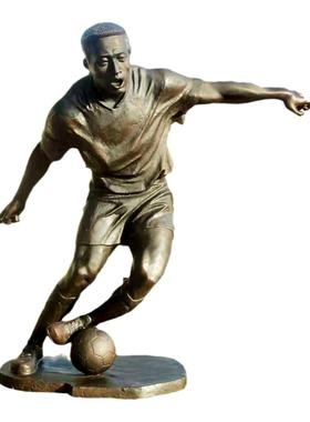 运动风踢足球玻璃钢校园户外雕塑
