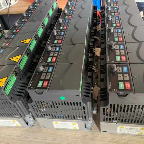 议价台达变频器VFD007E43A，价格240一台，实价，讲价勿维修