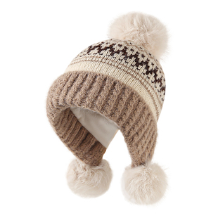 秋冬新款费尔岛风复古毛绒球针织帽女时尚百搭保暖护耳帽户外防寒