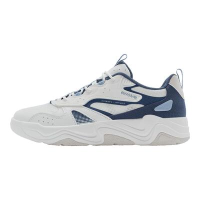 特步男鞋网面透气板鞋