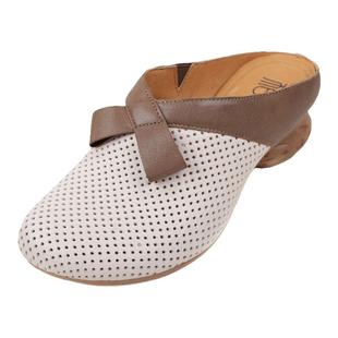 相伴真皮凉拖女夏季外穿新款包头拖高级感新中式镂空民族风拖鞋