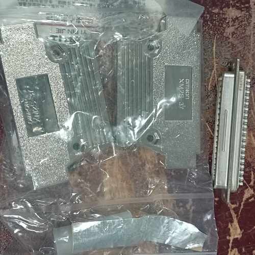 OMROM XM2S-37    25X21J