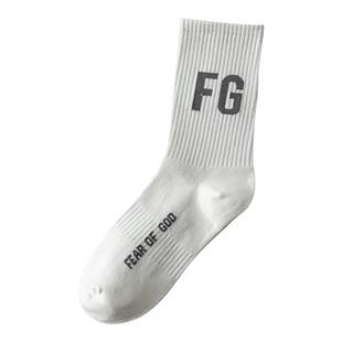 四季男士中筒袜子常规款运动短袜防臭棉袜中筒FG字母日系街头潮袜