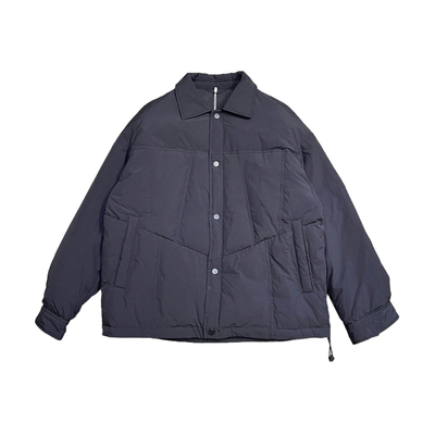 设计感简约翻领轻薄羽绒服男