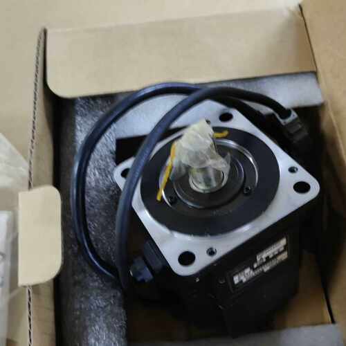 议价R88D-1SN75F-ECT   R88M-1M7K515C-OS2 欧姆龙驱动电机现货议