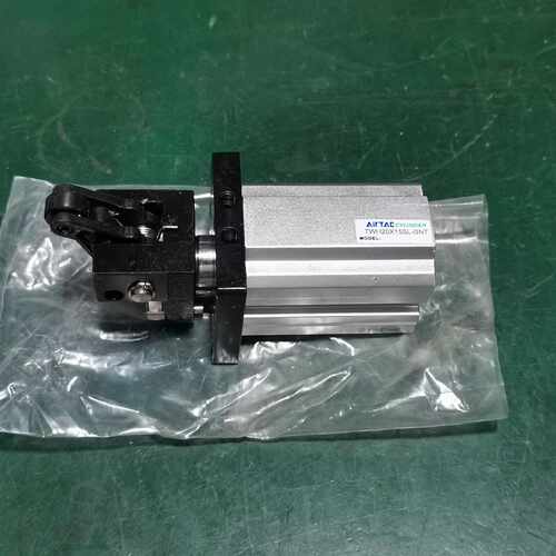 下单前咨询全新亚德客阻挡气缸，型号 TWH20x15SL-GNT，功能