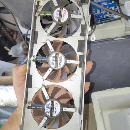 【议价-可维修】 vega64显卡 crossfire 银配件处理 /均有货