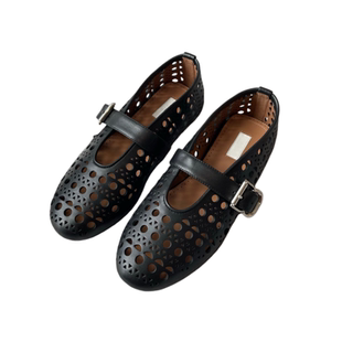 26新款渔网鞋女镂空雕花玛丽珍芭蕾舞鞋一字带真皮平底鞋铆钉单鞋