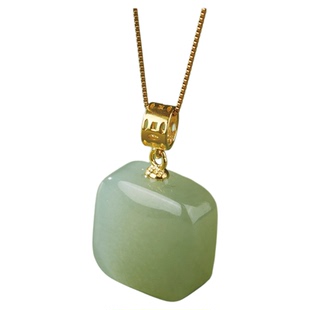 七彩云南和田玉吊坠天然玉石小方糖项链纯银小无事牌简约挂链礼物