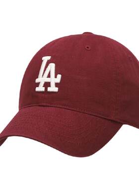 MLB软顶帽可调节尺寸时尚设计