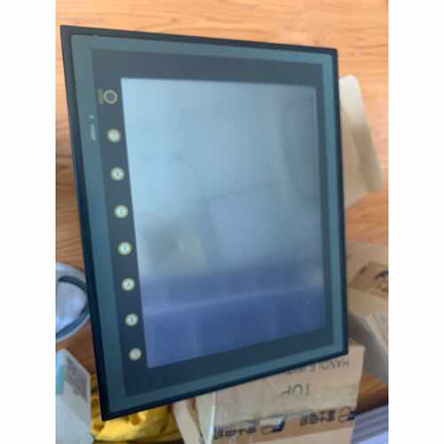 富士Hakko V712S工业触摸屏，日本原装，件，型号