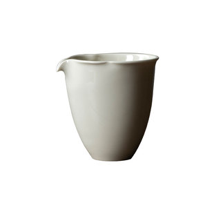 手工定窑公道杯中式复古创意花口分茶器匀杯家用陶瓷禅意茶具公杯