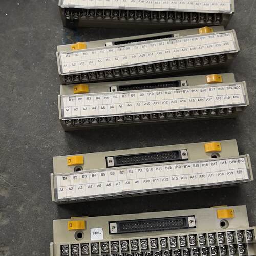 东洋技研PCN-1T40   2个，PCN-4F40/PCN
