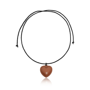 G/S开普敦 2025秋冬复古棕色皮质爱心黑绳长项链fever同款毛衣链