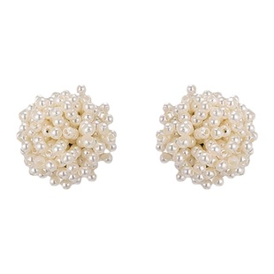 沉溺花园~精致珍珠编制花朵耳钉2026新款爆款耳环法式高级感耳饰