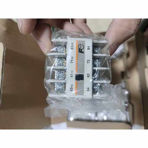 议价全新富士接触器辅助触点SZA22原装正品二开二闭白色维修
