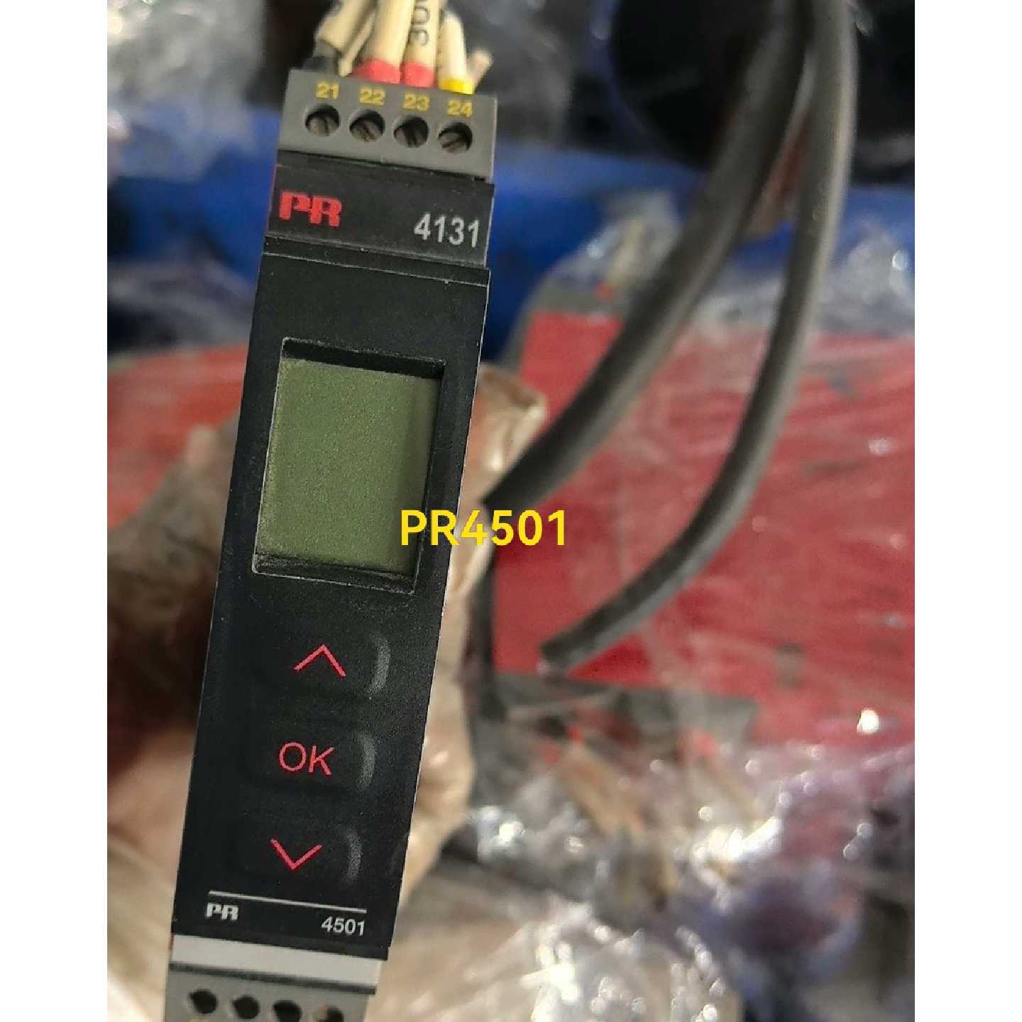 议价-丹麦佩乐 PR4501隔离放大器显示器佩莱温度变送器1个。