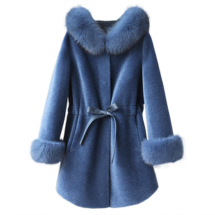 羊剪绒大衣女2025冬新高档显瘦时尚狐狸毛领羔羊毛毛颗粒皮草外套