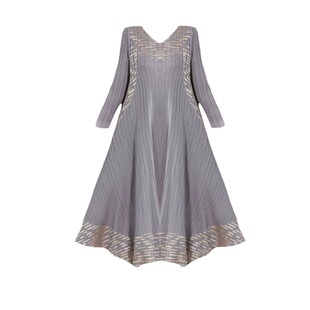 2026年春季高档大码褶皱连衣裙时尚遮肉气质显瘦长款妈妈装裙子女