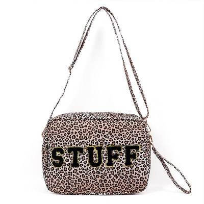 现货跨境亚马逊尼龙刺绣字母贴布多功能洗漱大容量包收纳化妆包绣