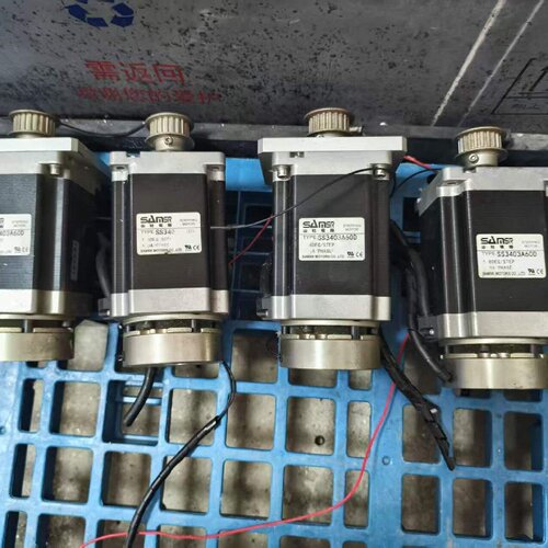 山社SS3403A60D步进马达 1.8度/步 6A/相 原