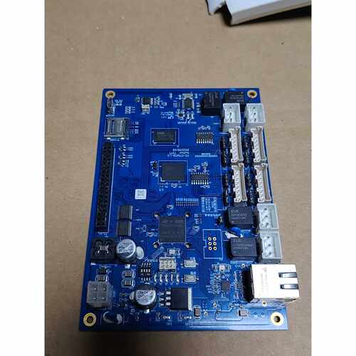FD-STM32B-1.0开发板，带STM32芯片，双面PC