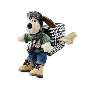 车载纸巾盒高级感挂式车内抽纸创意可爱装饰品玩偶扶手箱抽纸巾盒