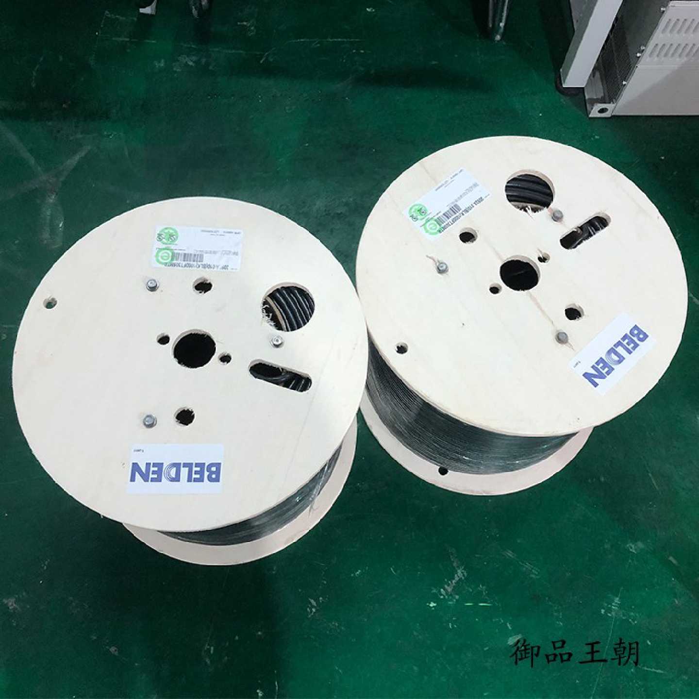 议价全新3082AT5U1000百通305米通讯电缆代替AB型号1485CP1A300有