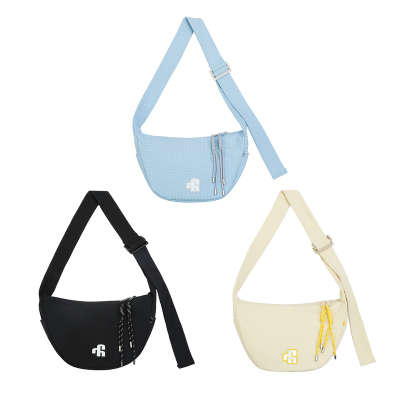 编织绳拉链头格纹褶皱纹理斜挎包