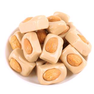 麦德好果仁奶脆巴旦木奶糖结婚喜糖小零食硬糖散装批发年货糖果