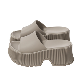 厚底增高拖鞋女士夏季外穿2026新款家居室内踩屎感女款高跟凉拖鞋