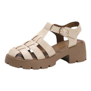 【特价秒杀】星期六夏季镂空透气罗马凉鞋女士时尚厚底猪笼鞋子