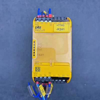 PILZ PNOZ S11 TTH3 K241 24VDC 8N/O 1N/C 750111 Safety Relay